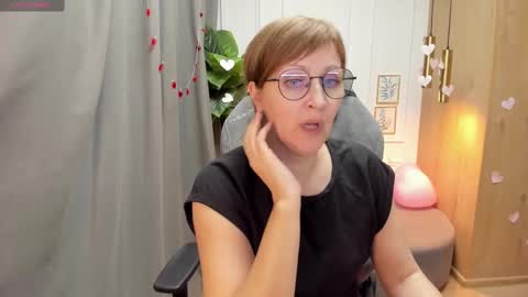 Paris online show from February 18, 4:48 pm