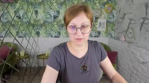 Paris online show from March 8, 11:07 pm