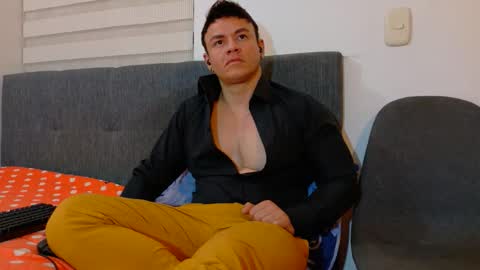 Snapshot of paris_mark chatting on September 12, 5:51 am Mark Paris online show from September 12, 5:51 am