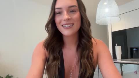 ParisBabyxox online show from September 14, 12:43 am