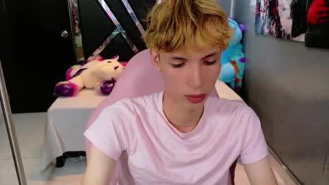 park_jimin1 online show from September 30, 2:44 pm