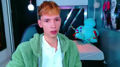 park_jimin1 online show from November 25, 11:54 am