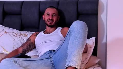 parker lavine online show from October 26, 2:28 am