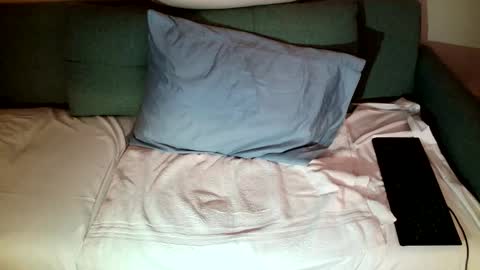 Snapshot of parlay0028 chatting on January 15, 6:51 pm Parlay tellio online show from January 15, 6:51 pm