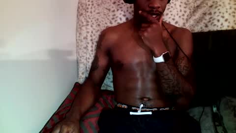 Snapshot of parlaytellio chatting on January 20, 4:43 am Parlay Tellio online show from January 20, 4:43 am