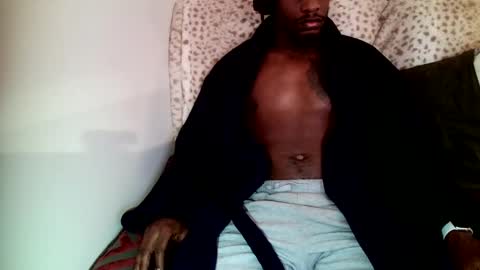 Snapshot of parlaytellio chatting on March 1, 1:00 am Parlay Tellio online show from March 1, 1:00 am