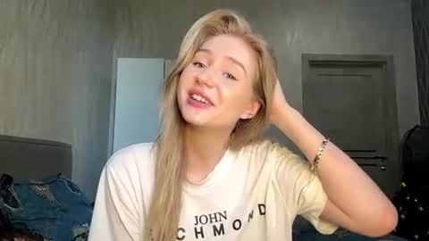 Milana online show from June 30, 11:22 am