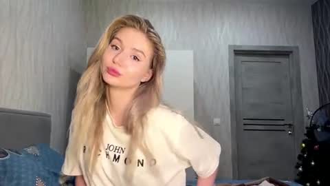 Milana online show from July 4, 5:41 pm