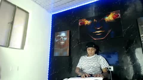 party_fre_girl online show from July 27, 9:11 pm