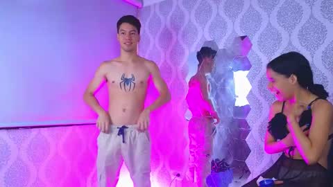 Snapshot of partyhottwink chatting on October 13, 1:22 pm Danna online show from October 13, 1:22 pm