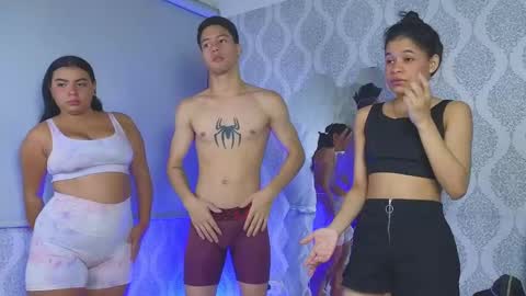 Snapshot of partyhottwink chatting on November 11, 1:33 pm Danna online show from November 11, 1:33 pm