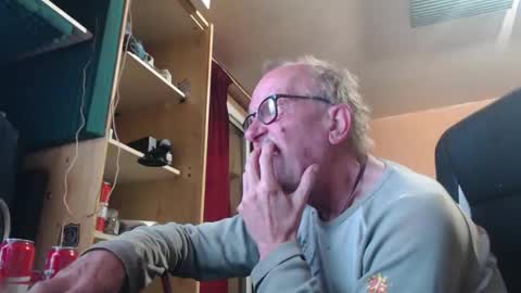 pascal88881 online show from October 13, 10:37 am