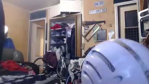 pascal88881 online show from October 18, 8:42 pm