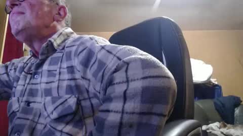 pascal88881 online show from November 16, 4:12 pm