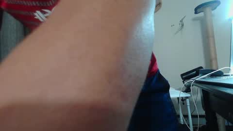 pasexhibe online show from July 7, 3:20 am