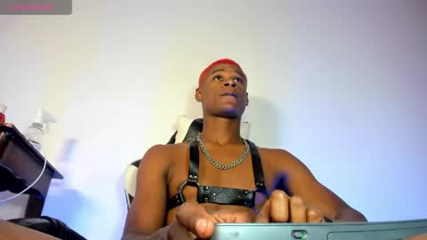 passion_black_ online show from May 28, 12:24 pm