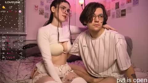 Zoe online show from November 21, 8:40 pm