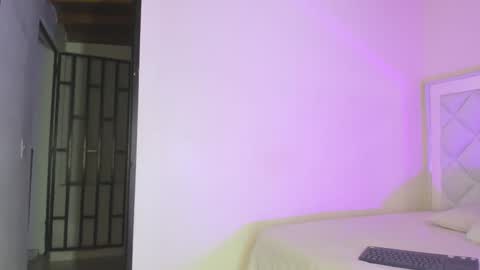 Snapshot of passionfruitx2 chatting on April 30, 11:53 pm passionfruitx2 online show from April 30, 11:53 pm