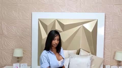 Snapshot of passionmacoll chatting on January 19, 9:13 pm passionmacoll online show from January 19, 9:13 pm