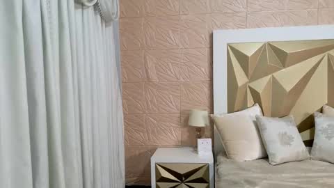 Snapshot of passionmacoll chatting on February 22, 11:57 pm passionmacoll online show from February 22, 11:57 pm