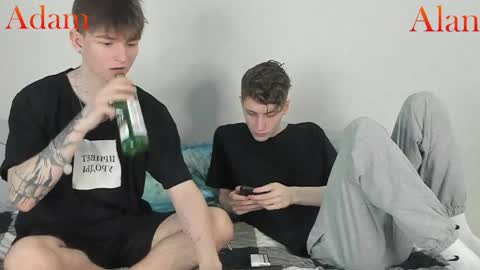 Snapshot of passionprince69 chatting on March 31, 1:22 pm Alan online show from March 31, 1:22 pm