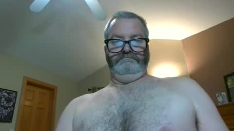 passporttraveler1 online show from December 5, 2:53 am