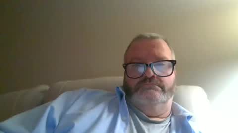 passporttraveler1 online show from December 27, 1:32 am