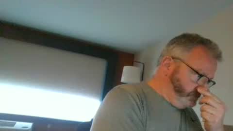 passporttraveler1 online show from June 24, 1:04 am