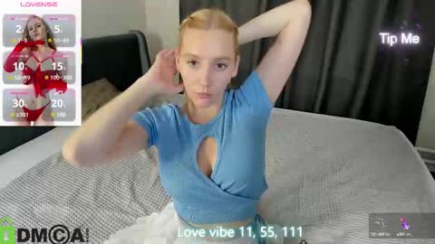 Snapshot of patr1cia_hart chatting on October 2, 1:23 am patr1cia_hart online show from October 2, 1:23 am