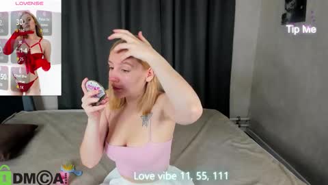 Snapshot of patr1cia_hart chatting on October 12, 11:37 pm patr1cia_hart online show from October 12, 11:37 pm