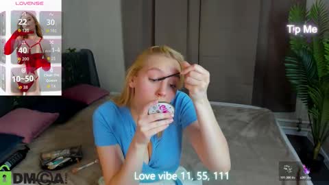 Snapshot of patr1cia_hart chatting on November 20, 1:06 am patr1cia_hart online show from November 20, 1:06 am