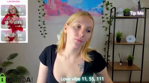 Snapshot of patr1cia_hart chatting on November 24, 1:05 am patr1cia_hart online show from November 24, 1:05 am