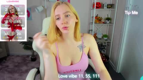 Snapshot of patr1cia_hart chatting on November 28, 1:08 am patr1cia_hart online show from November 28, 1:08 am