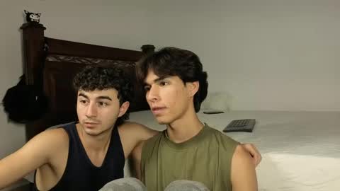 Snapshot of patri_ck_villa chatting on October 1, 11:00 pm patri_ck_villa online show from October 1, 11:00 pm