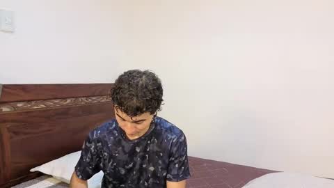 patri_ck_villa online show from December 16, 2:22 pm