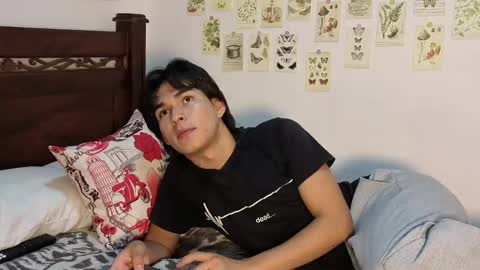 patri_ck_villa online show from May 23, 8:57 pm