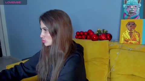 Snapshot of patricia_cox chatting on December 22, 9:53 pm Patricia GMT2 Wed-Thu 5-11am Sat-Mon 5-11am online show from December 22, 9:53 pm