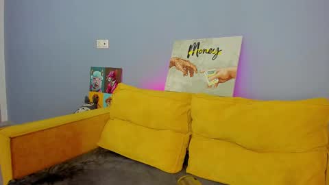 Snapshot of patricia_cox chatting on February 1, 9:29 pm Patricia GMT2 Wed-Thu 5-11am Sat-Mon 5-11am online show from February 1, 9:29 pm