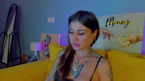 Snapshot of patricia_cox chatting on September 18, 8:33 pm Patricia GMT2 Wed-Thu 5-11am Sat-Mon 5-11am online show from September 18, 8:33 pm