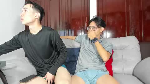 Snapshot of patrick_ander chatting on March 28, 1:11 pm patrick 19 bottom---- ander 18 top online show from March 28, 1:11 pm