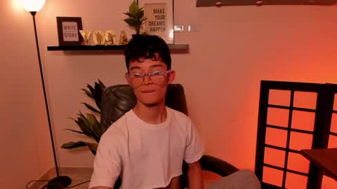 Patrick online show from June 21, 3:31 am