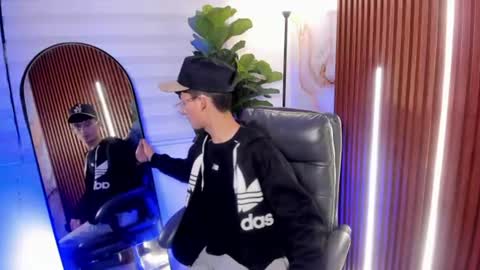 Patrick online show from July 27, 3:35 am