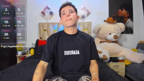 Snapshot of patrick_sanzzz chatting on November 15, 11:43 pm Patrick online show from November 15, 11:43 pm