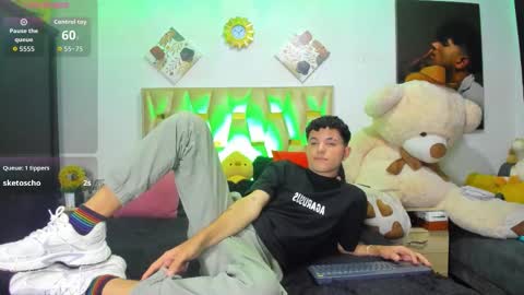 Snapshot of patrick_sanzzz chatting on November 23, 2:00 am Patrick online show from November 23, 2:00 am