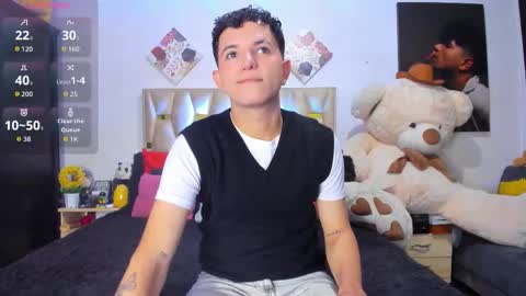 Snapshot of patrick_sanzzz chatting on November 25, 9:09 am Patrick online show from November 25, 9:09 am