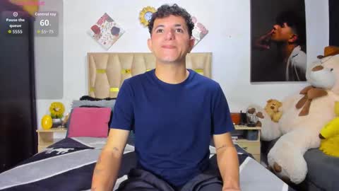 Snapshot of patrick_sanzzz chatting on February 28, 3:13 pm Patrick online show from February 28, 3:13 pm