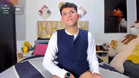 Snapshot of patrick_sanzzz chatting on March 8, 6:34 pm Patrick online show from March 8, 6:34 pm