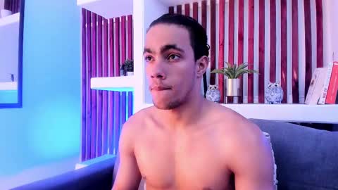 Snapshot of patrick_senova chatting on February 23, 3:35 am Patrick online show from February 23, 3:35 am