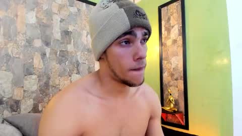 Patrick online show from October 18, 4:04 am