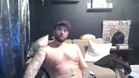 Snapshot of patrickmorris92 chatting on March 17, 8:34 pm patrickmorris92 online show from March 17, 8:34 pm